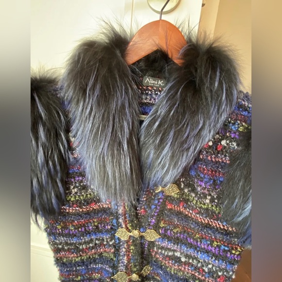 Nini K Saks Fifth Avenue Hade-Made Vest With Real Fox Hand Crocheted One Size - Picture 13 of 14